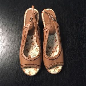 Lower East Side brand wedges